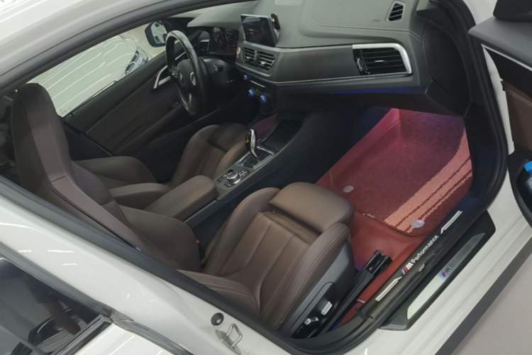 Used BMW 1 Series 2021 125i M Sport Night Edition Right Front Seat