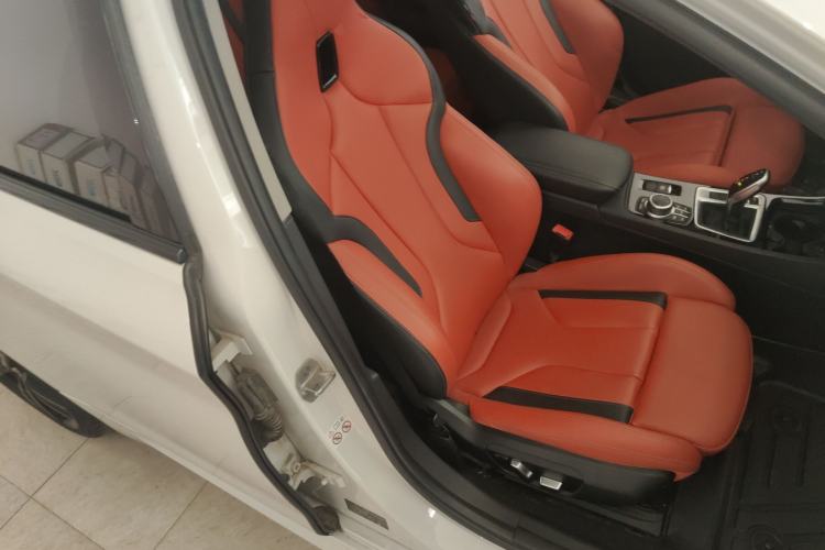 Used BMW 1 Series 2021 125i M Sport Night Edition Right Front Seat