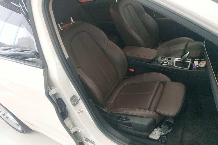 Used BMW 1 Series 2021 Revised 120i M Sport Night Edition Right Front Seat