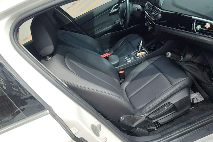 Used BMW 1 Series 2021 Revised 120i M Sport Edition Right Front Seat