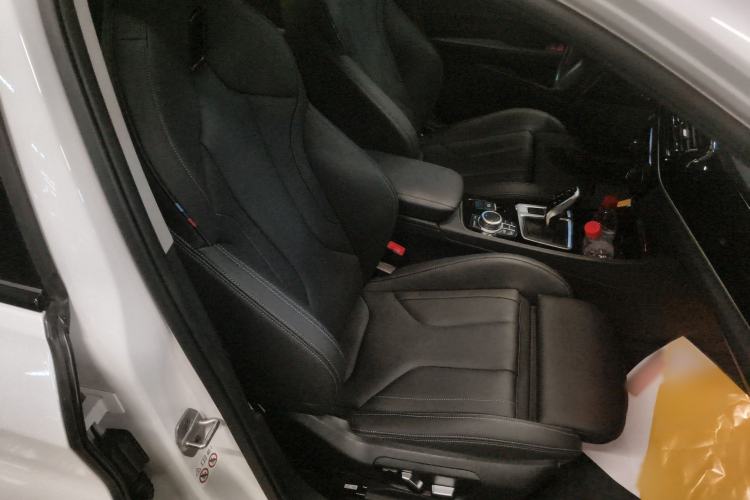 Used BMW 1 Series 2021 125i M Sport Night Edition Right Front Seat