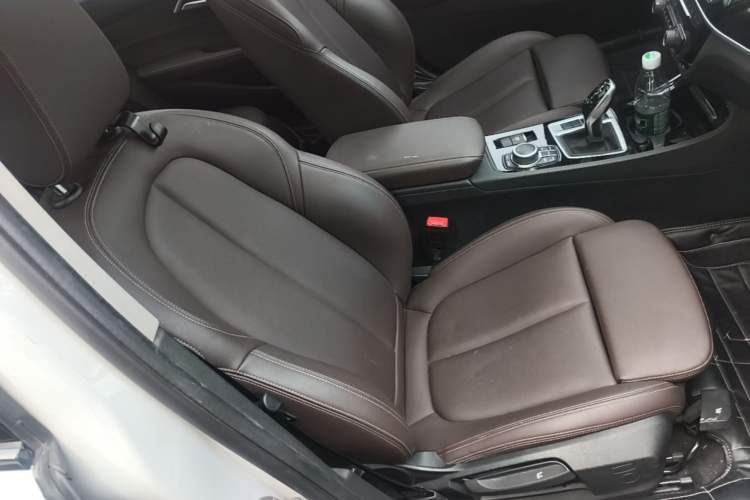 Used BMW 1 Series 2021 120i M Sport Night Edition Right Front Seat
