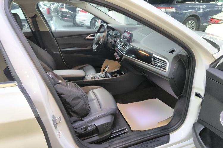 Used BMW 1 Series 2021 120i M Sport Edition Right Front Seat