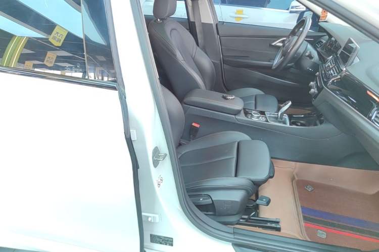 Used BMW 1 Series 2021 120i M Sport Night Edition Right Front Seat