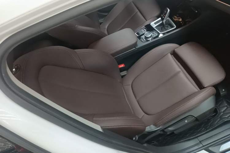 Used BMW 1 Series 2021 Revised 120i M Sport Night Edition Right Front Seat