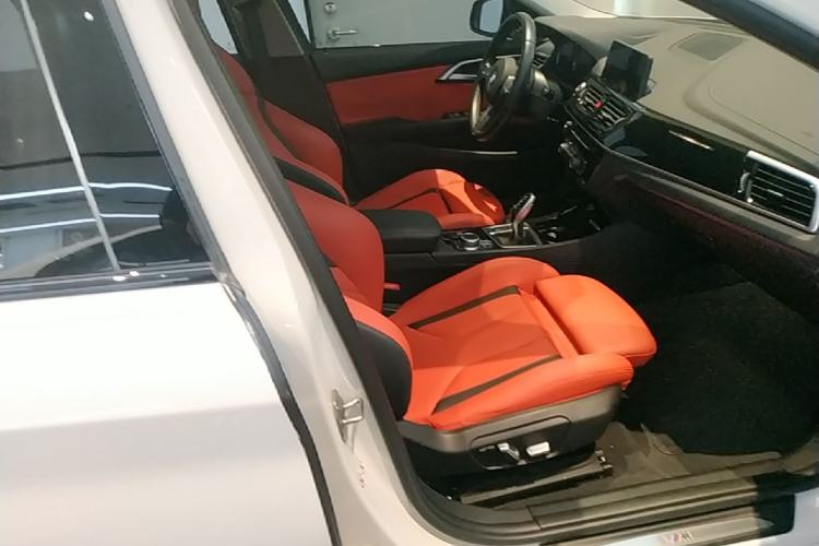 Used BMW 1 Series 2021 125i M Sport Night Edition Right Front Seat