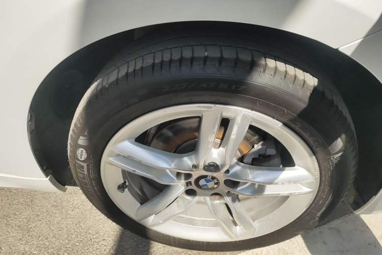 Used BMW 1 Series 2021 120i M Sport Night Edition Right Front Wheel Hub