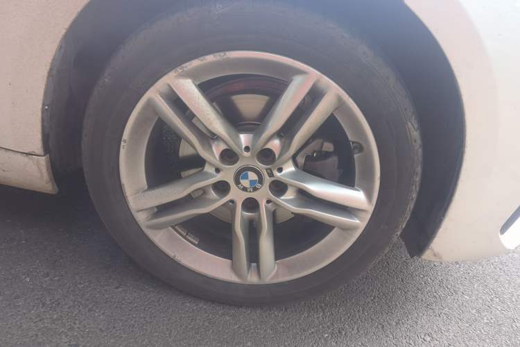 Used BMW 1 Series 2021 Revised 120i M Sport Night Edition Right Front Wheel Hub