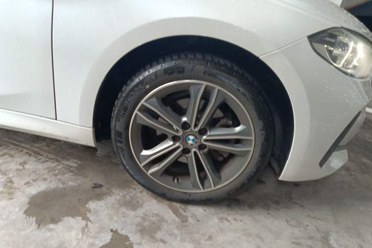 Used BMW 1 Series 2021 120i M Sport Edition Right Front Wheel Hub