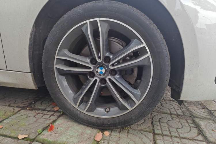 Used BMW 1 Series 2021 120i M Sport Edition Right Front Wheel Hub