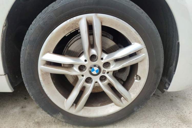 Used BMW 1 Series 2021 Revised 120i M Sport Night Edition Right Front Wheel Hub