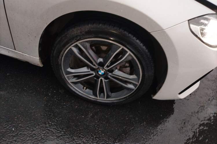 Used BMW 1 Series 2021 Revised 120i M Sport Edition Right Front Wheel Hub