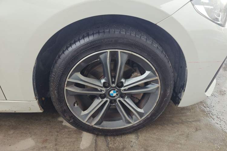 Used BMW 1 Series 2021 Revised 120i M Sport Edition Right Front Wheel Hub