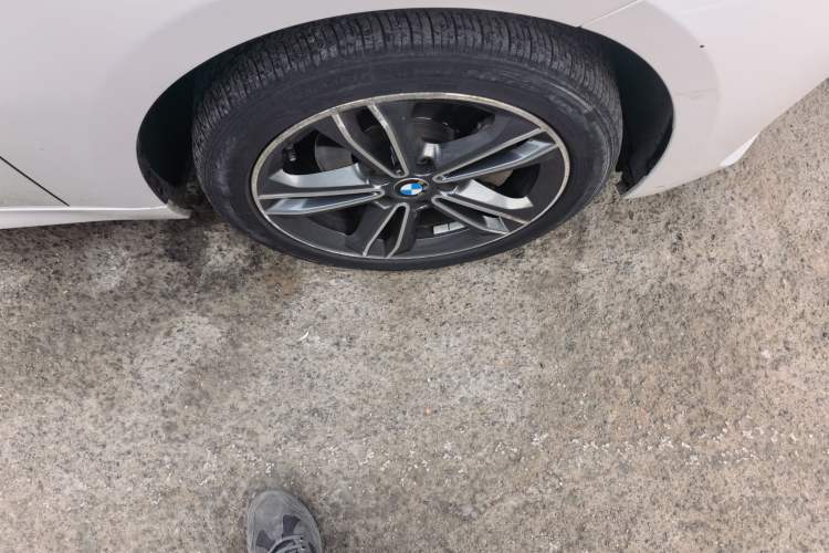 Used BMW 1 Series 2021 120i M Sport Edition Right Front Wheel Hub