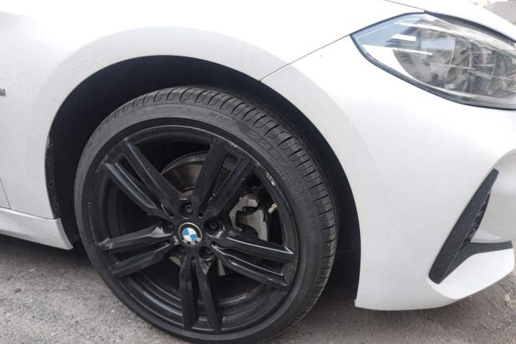 Used BMW 1 Series 2021 Revised 120i M Sport Edition Right Front Wheel Hub