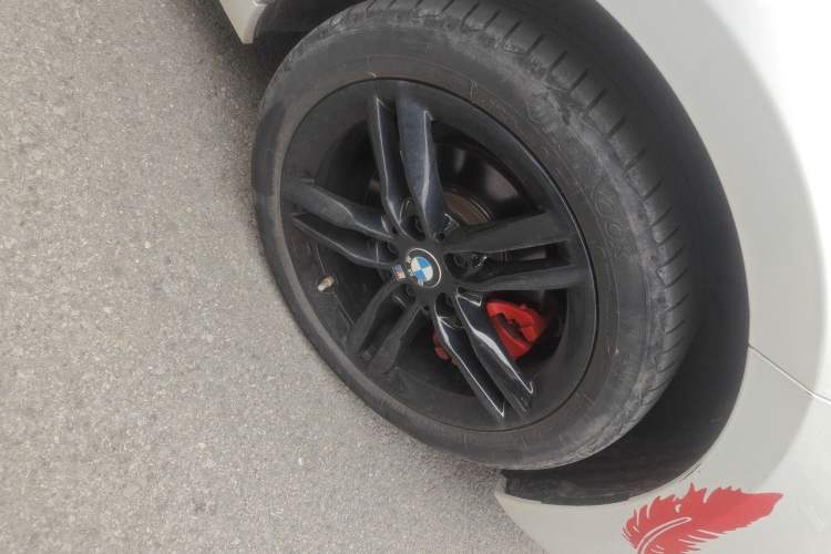 Used BMW 1 Series 2021 120i M Sport Night Edition Right Front Wheel Hub