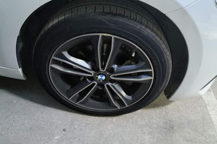 Used BMW 1 Series 2021 120i M Sport Edition Right Front Wheel Hub