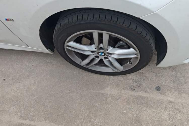 Used BMW 1 Series 2021 120i M Sport Night Edition Right Front Wheel Hub