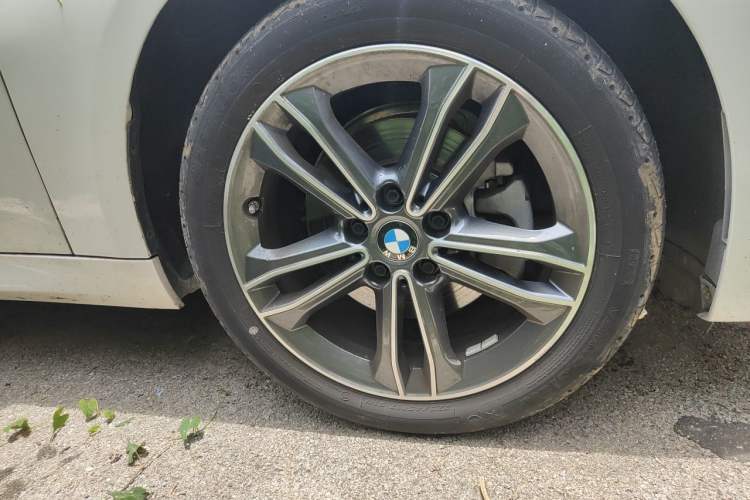 Used BMW 1 Series 2021 120i M Sport Edition Right Front Wheel Hub