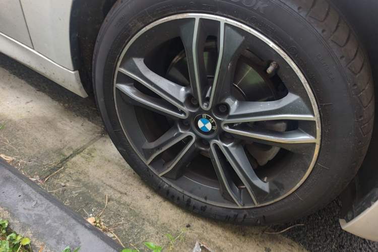 Used BMW 1 Series 2021 120i M Sport Edition Right Front Wheel Hub