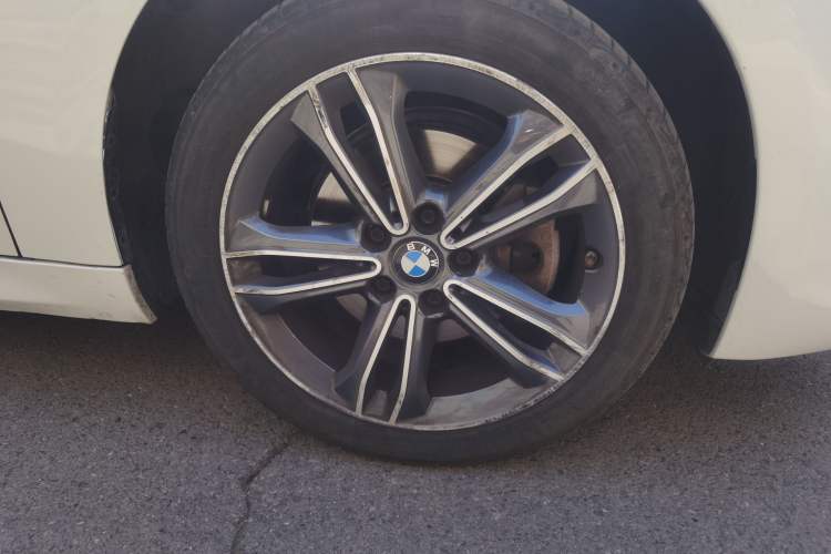 Used BMW 1 Series 2021 120i M Sport Edition Right Front Wheel Hub