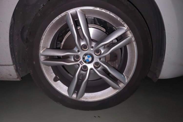 Used BMW 1 Series 2021 Revised 120i M Sport Night Edition Right Front Wheel Hub