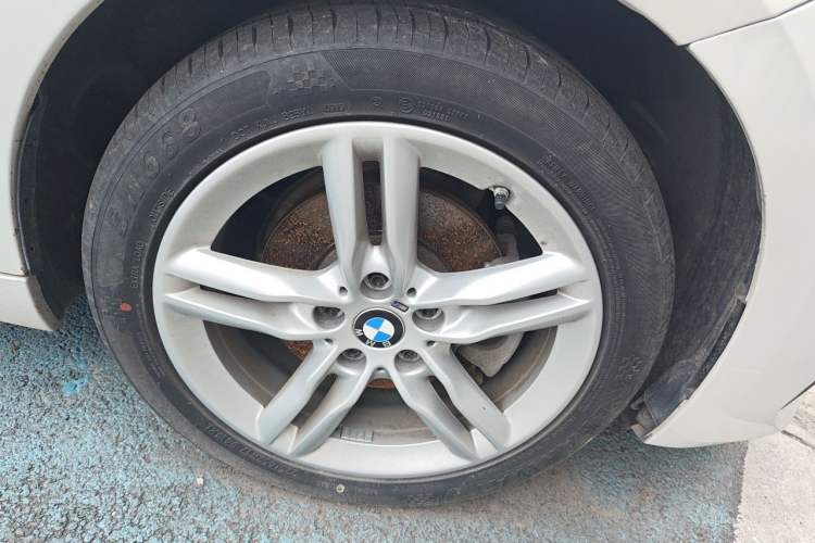 Used BMW 1 Series 2021 120i M Sport Night Edition Right Front Wheel Hub
