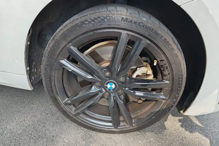 Used BMW 1 Series 2021 Restyled 125i M Sport Night Edition Right Front Wheel Hub