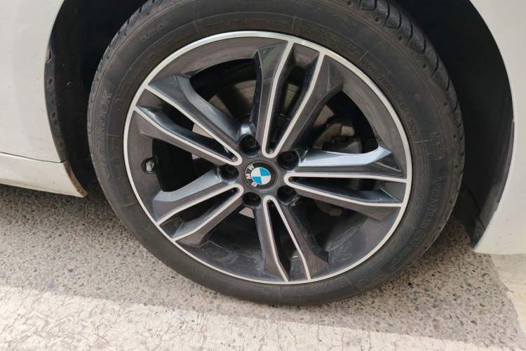 Used BMW 1 Series 2021 120i M Sport Edition Right Front Wheel Hub