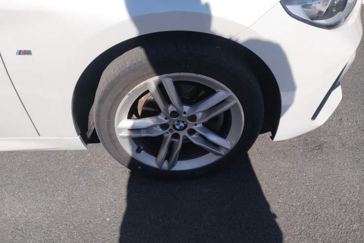 Used BMW 1 Series 2021 120i M Sport Night Edition Right Front Wheel Hub