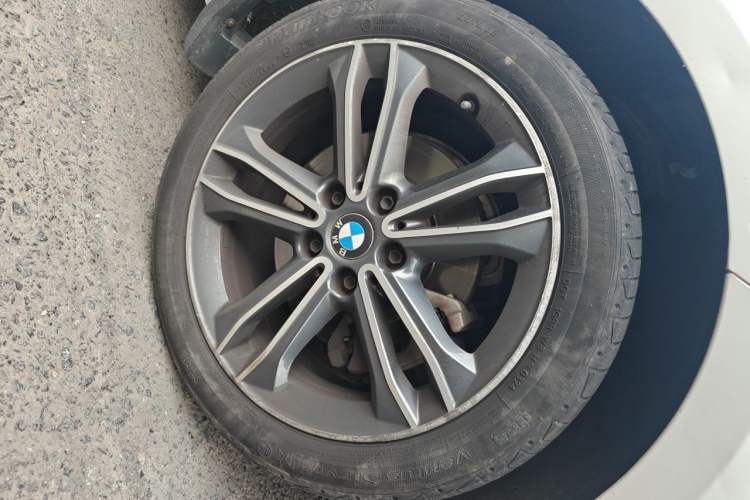 Used BMW 1 Series 2021 Revised 120i M Sport Edition Right Front Wheel Hub