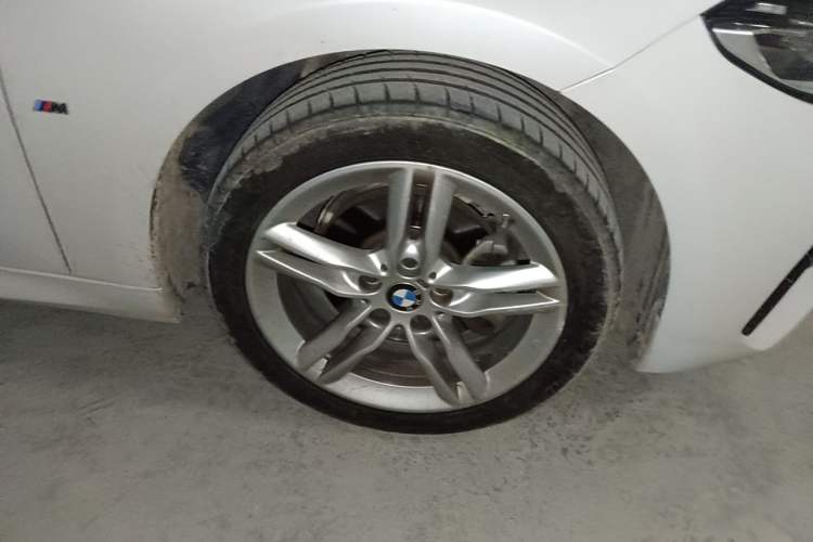 Used BMW 1 Series 2021 120i M Sport Night Edition Right Front Wheel Hub