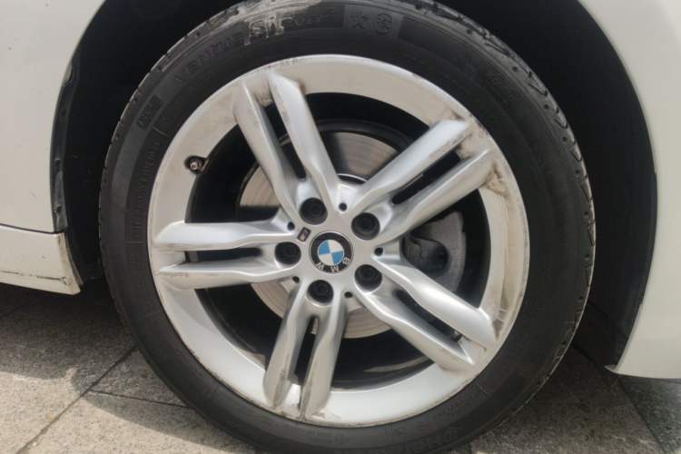 Used BMW 1 Series 2021 Revised 120i M Sport Night Edition Right Front Wheel Hub
