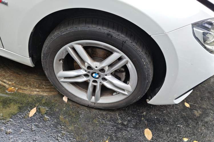 Used BMW 1 Series 2021 Revised 120i M Sport Night Edition Right Front Wheel Hub