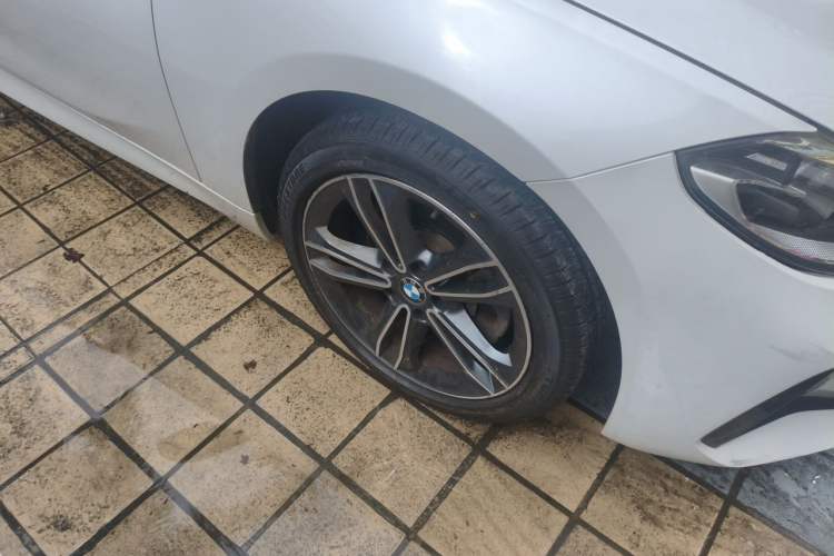 Used BMW 1 Series 2021 120i M Sport Edition Right Front Wheel Hub