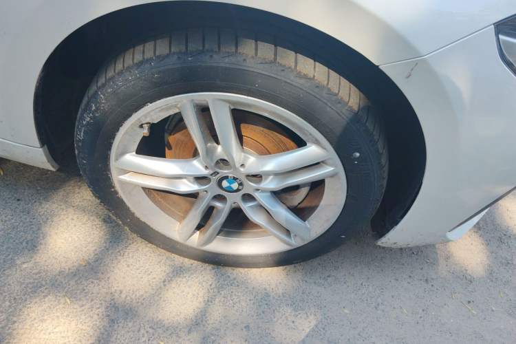 Used BMW 1 Series 2021 Revised 120i M Sport Night Edition Right Front Wheel Hub