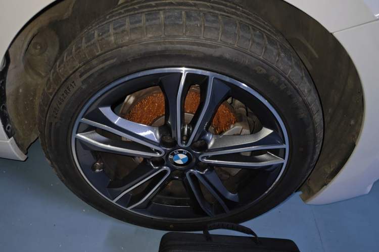 Used BMW 1 Series 2021 Revised 120i M Sport Edition Right Front Wheel Hub