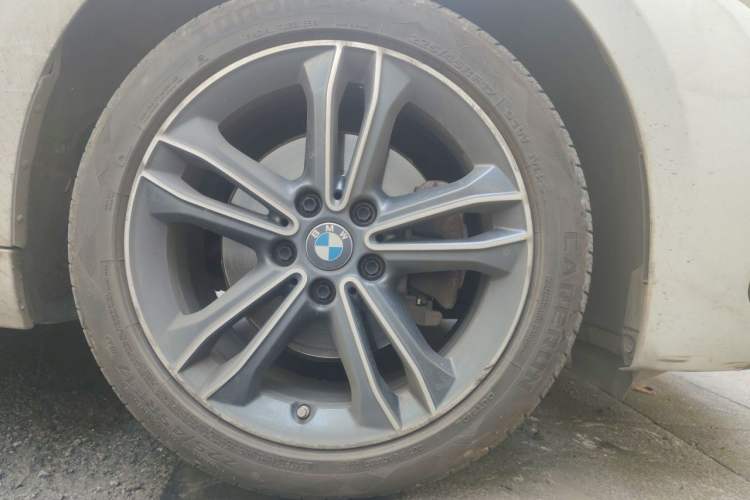 Used BMW 1 Series 2021 Revised 120i M Sport Edition Right Front Wheel Hub