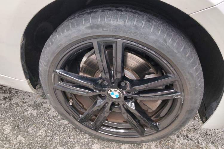 Used BMW 1 Series 2021 Restyled 125i M Sport Night Edition Right Front Wheel Hub