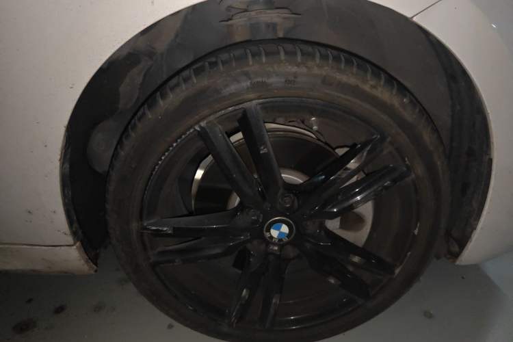Used BMW 1 Series 2021 Restyled 125i M Sport Night Edition Right Front Wheel Hub