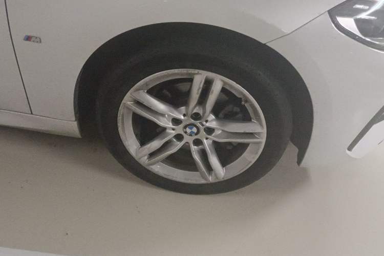 Used BMW 1 Series 2021 120i M Sport Night Edition Right Front Wheel Hub