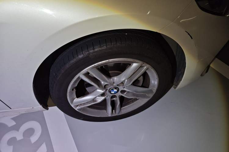 Used BMW 1 Series 2021 120i M Sport Night Edition Right Front Wheel Hub