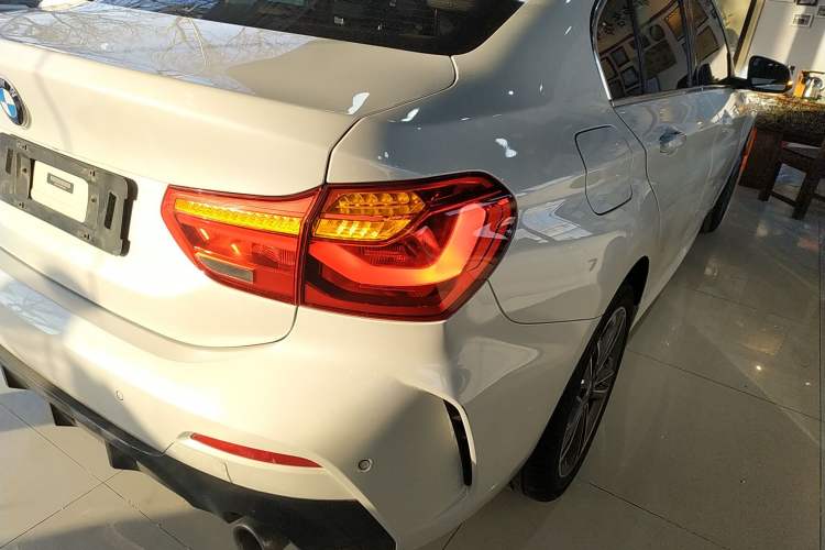 Used BMW 1 Series 2021 120i M Sport Edition Right Rear Taillight