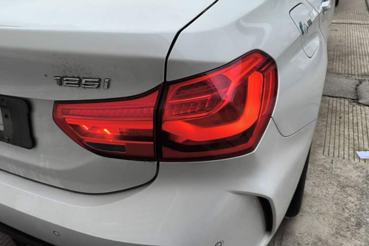 Used BMW 1 Series 2021 125i M Sport Night Edition Right Rear Taillight