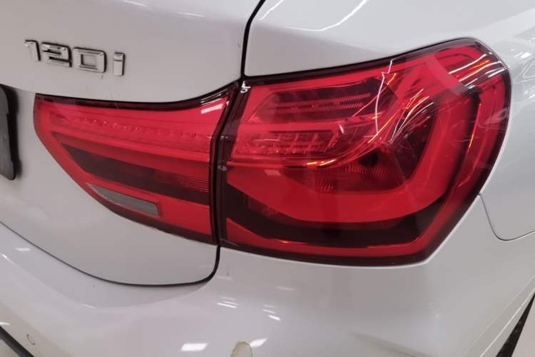 Used BMW 1 Series 2021 120i M Sport Night Edition Right Rear Taillight