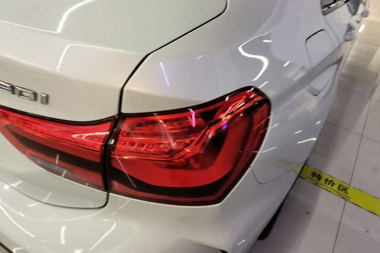 Used BMW 1 Series 2021 120i M Sport Night Edition Right Rear Taillight