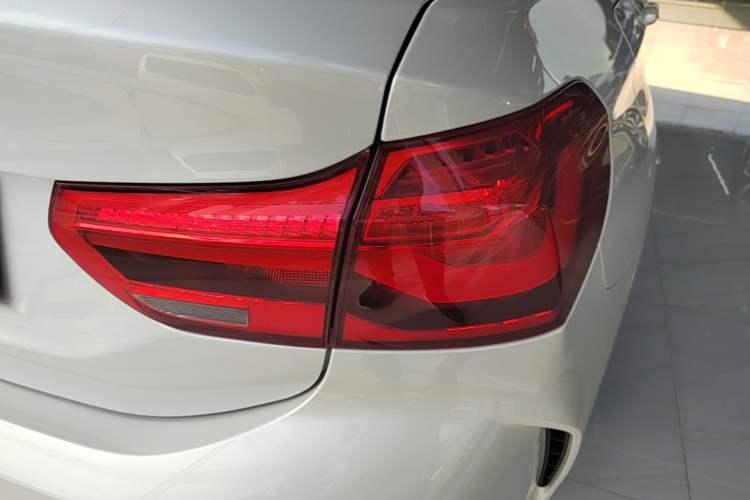 Used BMW 1 Series 2021 Restyled 125i M Sport Night Edition Right Rear Taillight