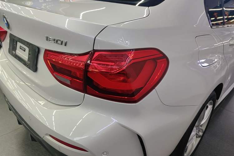 Used BMW 1 Series 2021 120i M Sport Night Edition Right Rear Taillight