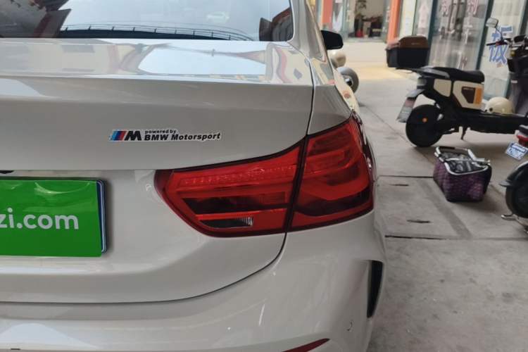 Used BMW 1 Series 2021 120i M Sport Night Edition Right Rear Taillight
