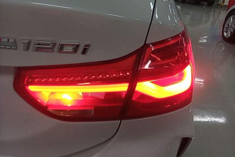 Used BMW 1 Series 2021 120i M Sport Night Edition Right Rear Taillight